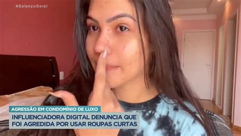 Vídeos pornôs com Ayarla Souza .